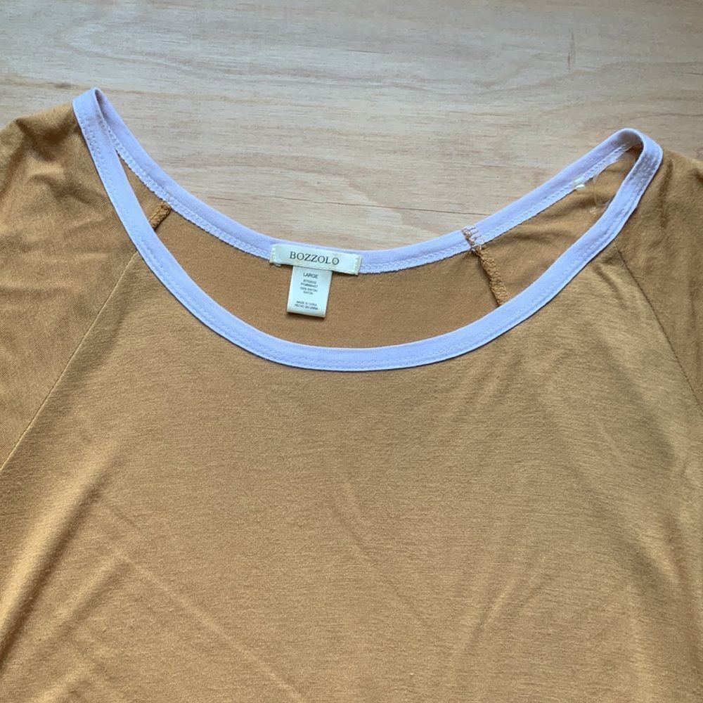 Gold Crop Top  - Picture 2 of 5